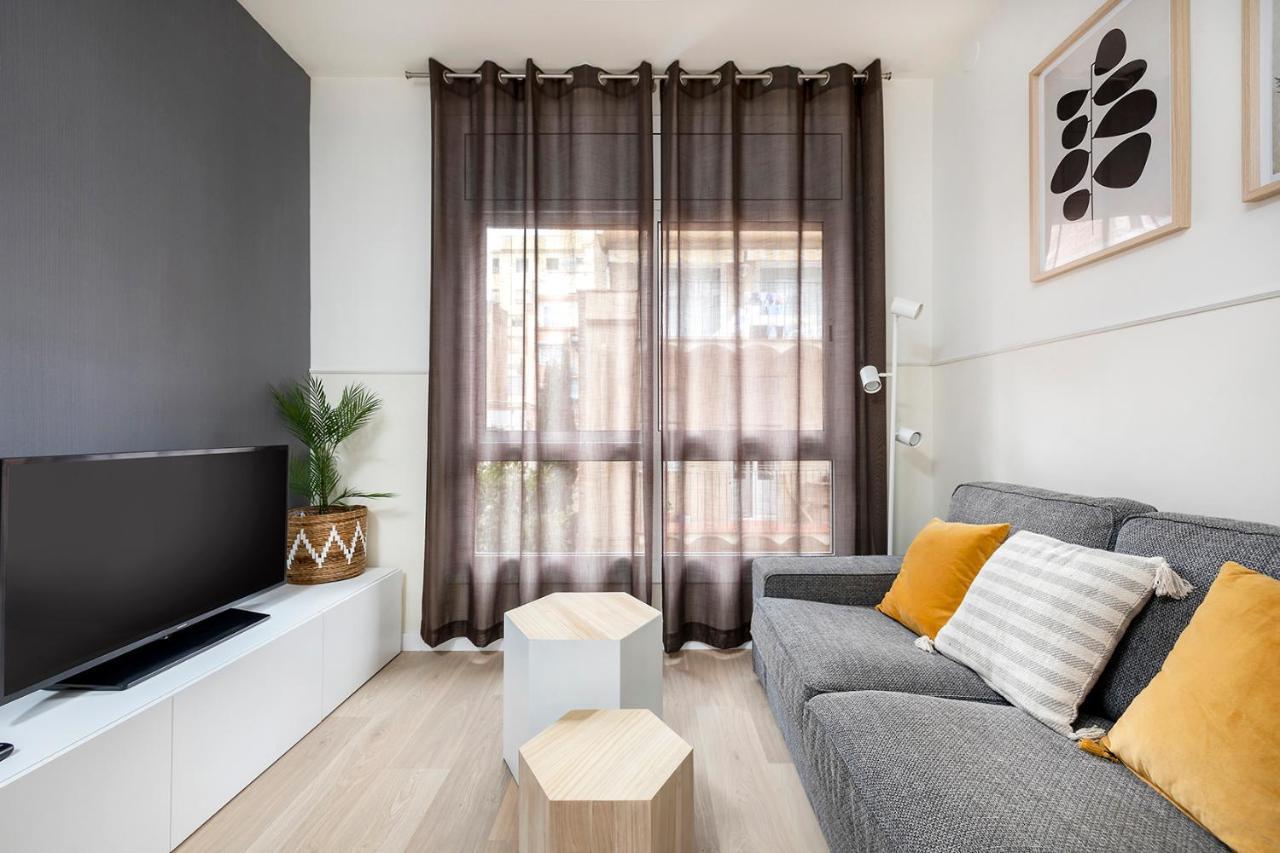 Apartments Sata Sagrada Familia Area Barselona Dış mekan fotoğraf