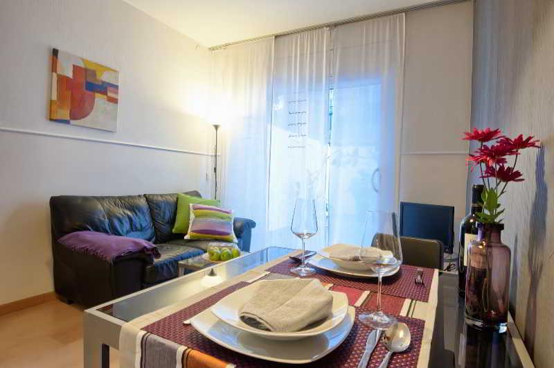 Apartments Sata Sagrada Familia Area Barselona Dış mekan fotoğraf